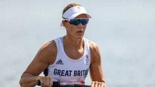 五輪出場の英ママ選手、帰国空港での我が子の“熱烈出迎え”に海外感涙「美しいわ」