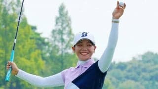 女子ゴルフ会場にイニエスタ登場　初V吉田優利が表彰式で対面「すごくビックリした」
