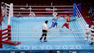 五輪ボクシング、日本ならではの会場に海外記者関心「この場所を使う報道陣は靴下だ」