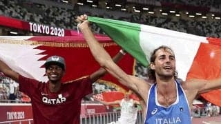 走り高跳びでダブル金　2人の激闘翌朝2ショットに海外称賛「この写真を見て震えた」