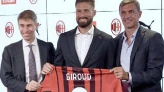 イブラとの共存は「素晴らしいコンビになる」、ミランの新9番ジルーが入団会見「チェルシーでの時間は終わった」