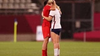 「スポーツを超えた美しい友情」サッカー女子 カナダvsアメリカの一幕にIOCも感動