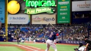 【MLB】グラウンドで踊り狂う警備員が「本当にクール」　キレキレダンスは“10点満点”