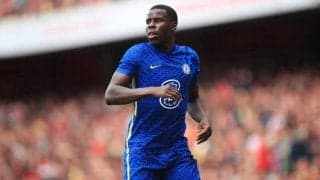 チェルシーDFズマ、ウェストハムと個人間合意か