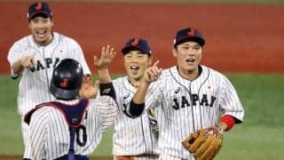 「このバス乗りたすぎ」「総年俸えぐい」　侍ジャパン豪華車内ショットが話題