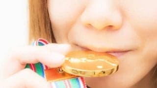 「金メダル噛み」の名古屋市長にスポーツ界も続々コメント。柔道・高藤は「自分の金メダルでも優しく扱っているのに・・・」