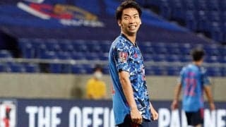 開幕2節メンバー外のグラスホッパーMF川辺駿、ついに労働許可が下りる