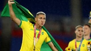 「ネイマール見てる？」志願の参加、東京五輪で得点王のリシャルリソンが金メダルに歓喜「犠牲を払ってきた甲斐があった」