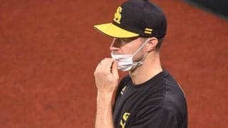 鷹・三笠GM「家族の事情を考えると…」　助っ人レイの退団について説明