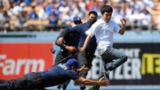 【MLB】大谷翔平出場試合で珍事　乱入者をボールガールが撃退、米称賛「教科書のようなテク」