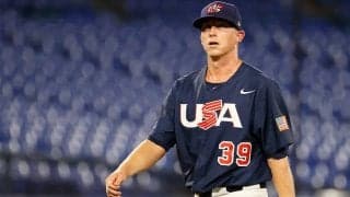 燕マクガフが山田＆村上との“金銀3ショット公開”　勝者を敬う姿に五輪公式も称賛