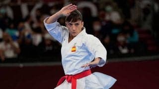 清水希容のコーチに正座で礼　スペイン選手の金メダル直後の行動は「日本人より日本的！」【東京五輪名珍場面】