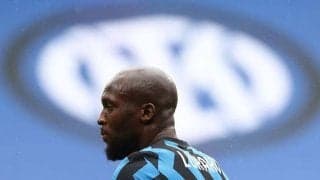 インテルのウルトラスがルカクの壁画を汚し“犯行声明”も…チェルシー移籍報道受け