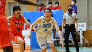 明星学園の守備を崩せず完敗も、聖和学園のルーキー・高瀬ゆのかが収穫の12リバウンド