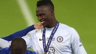 PK戦直前で交代も…ケパの活躍喜ぶメンディ「彼はピッチに立てばチームを助けてくれる」