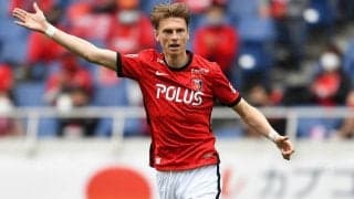 浦和の点取り屋、FWユンカーがトレーニング中に右頬骨骨折で手術