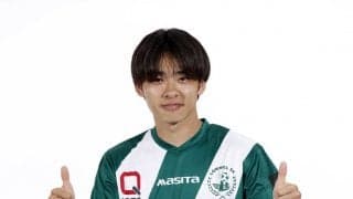 久保建英と同い年！横浜FCからベルギー移籍・20歳の斉藤光毅がワールドクラス「超スーパーボレー」炸裂！「セーブ不可能」な移籍後初ゴール