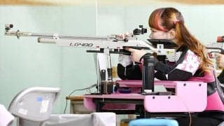 10m先の5円玉の穴の真ん中を撃ち抜く感じ。パラ射撃水田光夏「試合でドキドキしたことがない」