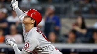【MLB】「普段クールなコールさんが…」大谷翔平の大飛球、剛腕が天を仰いだ“降参ポーズ”