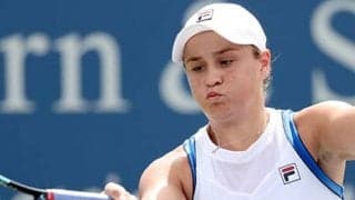 世界1位バーティ 初戦突破