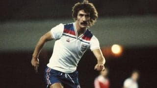 リバプールのレジェンド、元イングランド代表MFマクダーモット氏が認知症を公表「挑戦することを恐れてはいない」