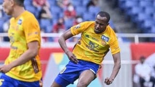 【超大混戦J2】4位琉球とドロー、「12戦無敗」5位山形には「J1級ドリブラー」マルティノスが電撃加入の強力追い風！【戸塚啓のJ2のミカタ】(2)