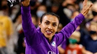 「クイーンマルタ」ブラジルのレジェンドがライナー性のミドルシュートでアピール「熟成されたワインのよう」