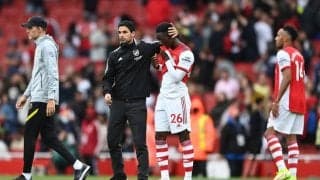 無得点で2連敗…激怒のサポーターがアルテタ監督の車を囲んで“辞任要求”