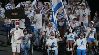 開会式で話題　海外選手団と一緒に入場する盲導犬にSNS反響「最強最高のパートナー」