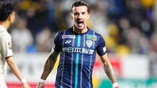 「悪魔の左足」川崎Fを止めたアビスパ福岡MFクルークスの強烈な“一撃”に称賛「理不尽だ」