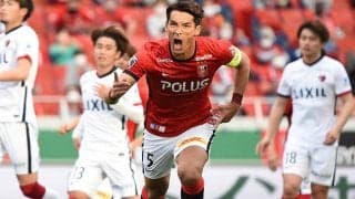 浦和DF槙野智章が酒井宏樹にハイタッチ“未遂”…その理由は？