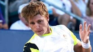  イヴァシカ、ツアー初Vに王手 