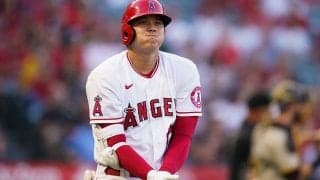 【MLB】大谷翔平、150キロ直球が右手直撃もプレー続行　3回遊飛で豪快スイング、ファン安堵