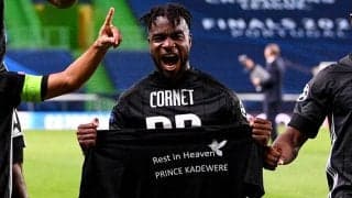 指差した先にはエンブレムではなく…新加入のコートジボワール代表M・コルネが恥ずかしいミス