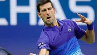 ジョコ 苦戦も16度目の初戦突破