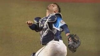 気まぐれ打球は「ガチでむずそう」　西武・森友哉“仰向けダイブ”で「よく捕ったな」