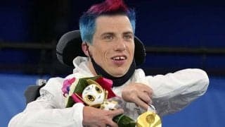 日本の粉もの＆揚げ物を爆食　英選手の“欲張りプレート”に注目「至福の中にいる！」