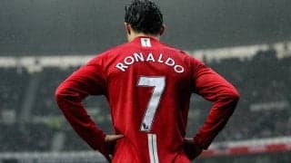 C・ロナウドのユニを求めるファンが長蛇の列を形成、オンラインでの売上は世界記録にも