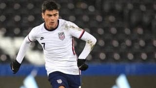 これがW杯予選の恐ろしさ…アメリカ代表の新鋭がピッチで機動隊に囲まれる