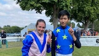 坂井瑠星騎手がフランスで初騎乗初勝利！ スミヨン騎手やミシェル騎手のサポートも