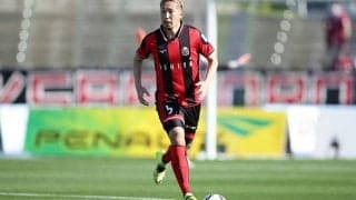 札幌DF福森晃斗、右ヒザ内側側副じん帯を損傷…5日のルヴァン杯FC東京戦で負傷交代