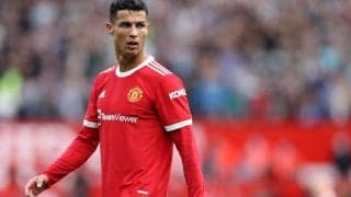 輝かしい再デビューの裏で…C・ロナウドの性的暴行を訴えるバナーが空を飛ぶ