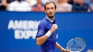 【速報】メドベージェフが第1セット先取。世界王者ジョコビッチとの全米OP決勝