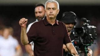 「筋肉の損傷はない!!!」キャリア1000試合目の劇的勝利で全力ダッシュのモウリーニョ監督が状態を報告