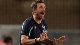 ヴェローナがディ・フランチェスコ監督を解任!　今季就任もリーグ開幕3連敗…