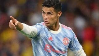 “監督” C・ロナウド再び？途中交代後にベンチから指示を出す姿に反響「監督3人はずるい」