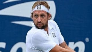 世界103位のサングレン、試合時間わずか14分で失格処分。線審にボールをぶつける