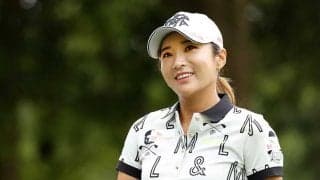 イ・ボミ、サメに食べられたテーマパークでのオフショットに反響「可愛い過ぎ!!」