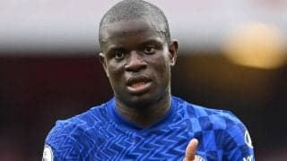 「とても親切に写真を撮ってくれた」いつだって謙虚なカンテが大衆向けのスーパーでお買い物