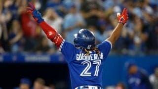 【MLB】「ボールをぶっ壊した」「意味不明」　ゲレーロJr.わずか4秒の“高速46号”に米衝撃